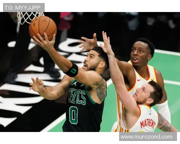 塔图姆在加时赛中展现信心完成绝杀带领凯尔特人逆转战胜猛龙 塔图姆在加时赛中展现信心完成绝杀带领凯尔特人逆转战胜猛龙