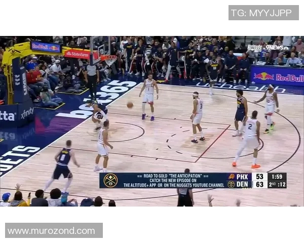 戈登超帅360空接炸扣!场边妹子被惊到仰头翻白眼&小哈达威摸头 戈登超帅360空接炸扣!场边妹子被惊到仰头翻白眼&小哈达威摸头