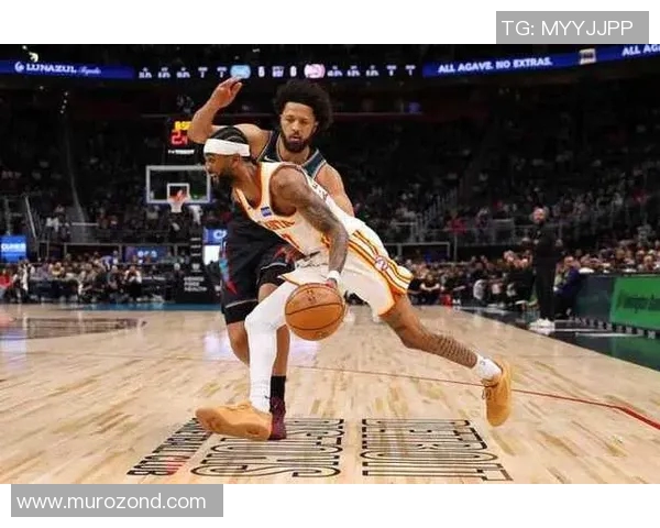 笑死！坎宁安找詹金斯聊天 后者马上提醒：别乱说话 我戴着麦克